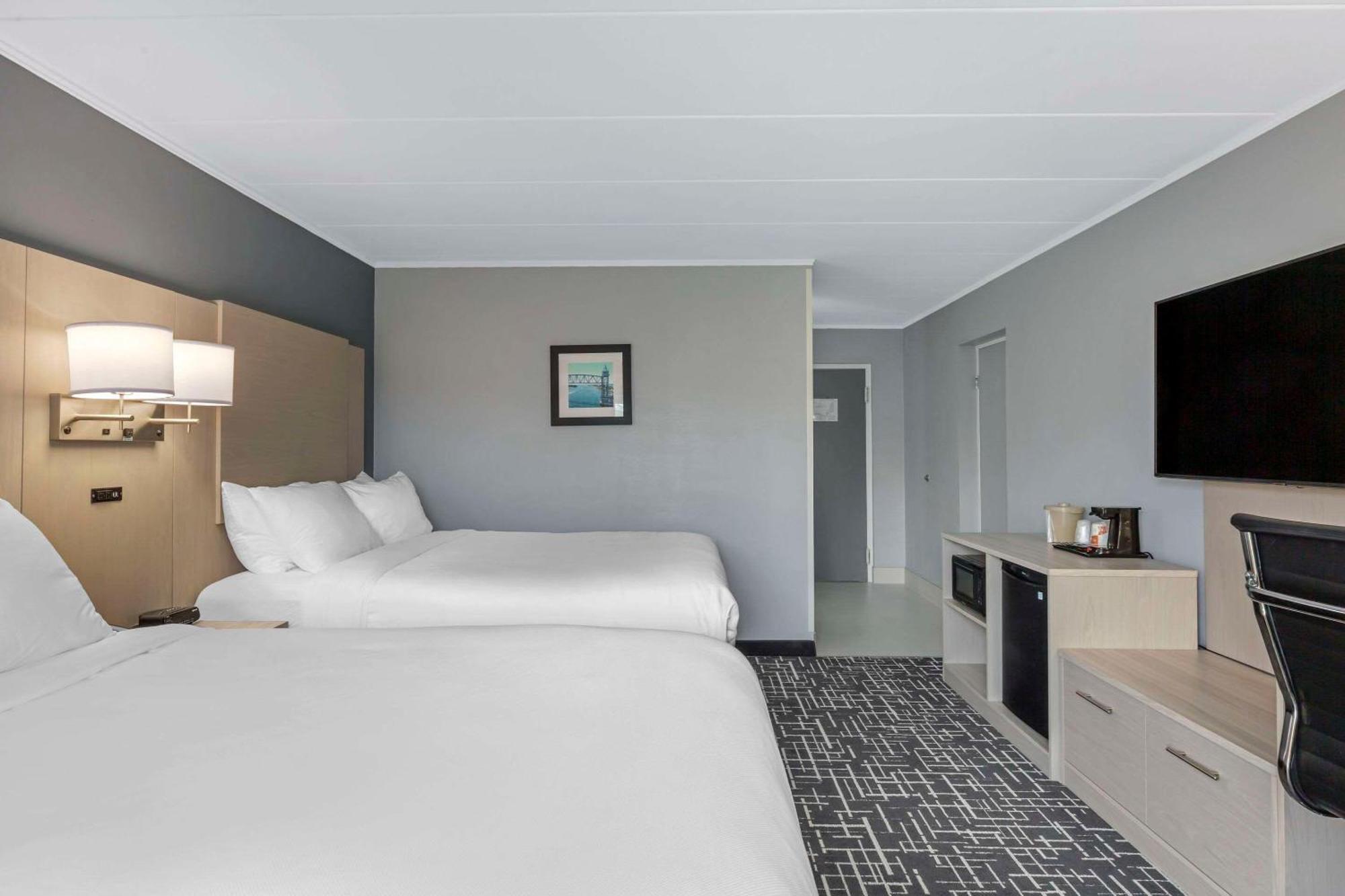 Comfort Inn Hyannis - Cape Cod المظهر الخارجي الصورة