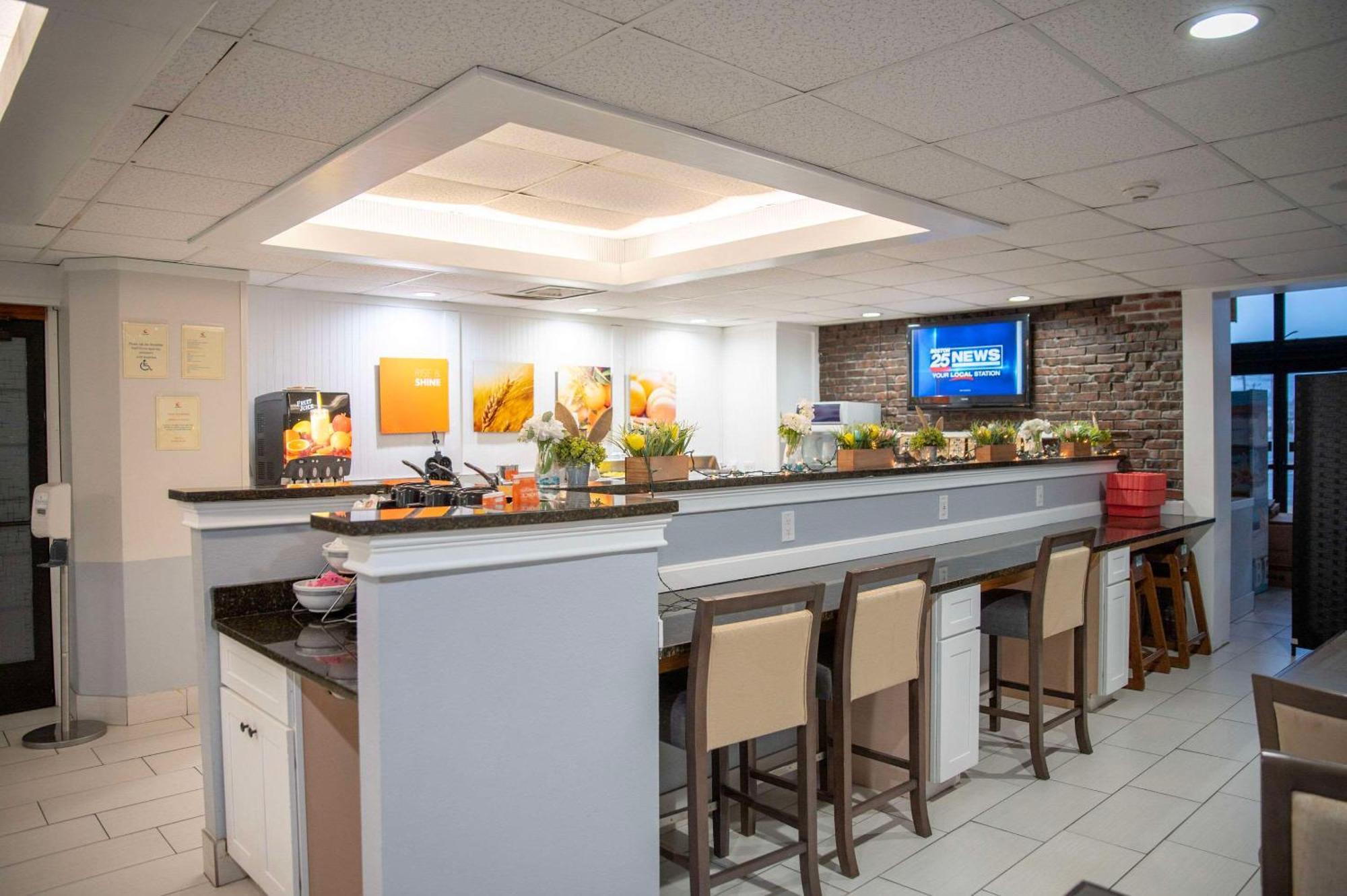 Comfort Inn Hyannis - Cape Cod المظهر الخارجي الصورة