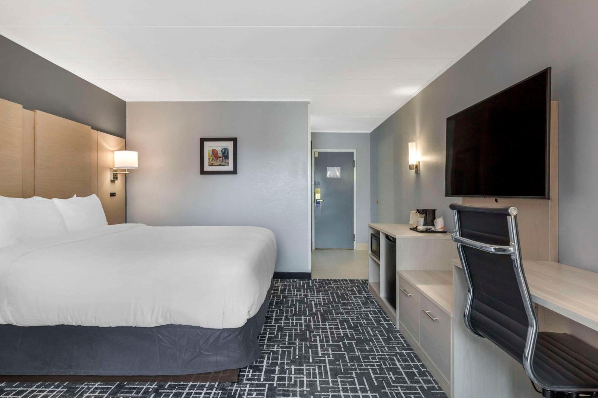 Comfort Inn Hyannis - Cape Cod المظهر الخارجي الصورة