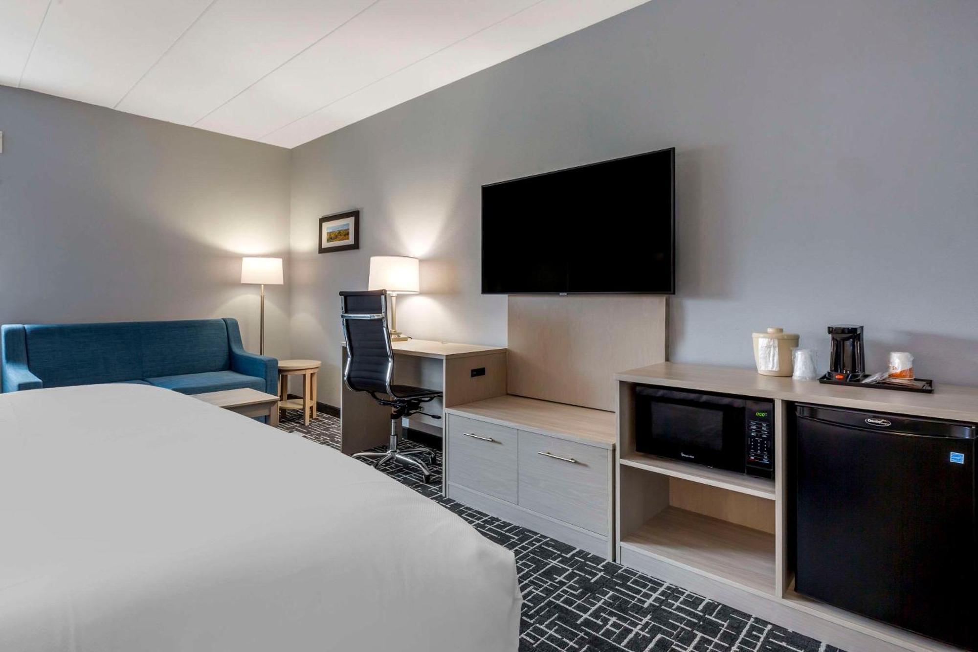 Comfort Inn Hyannis - Cape Cod المظهر الخارجي الصورة
